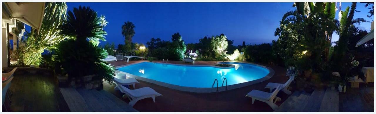 Villa Barbara Giardini-Naxos Zewnętrze zdjęcie